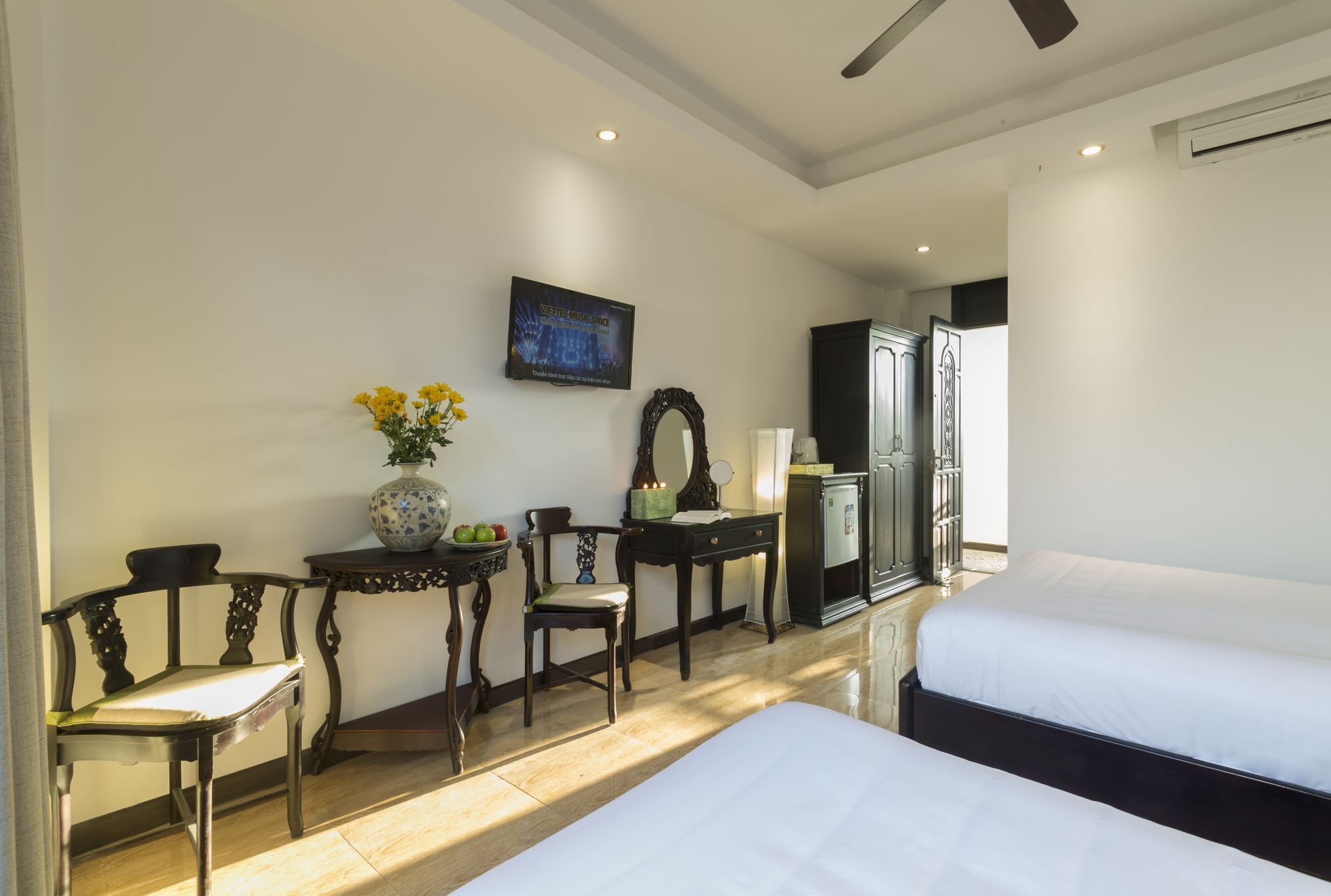 Acacia Heritage Hotel Hoi An Bagian luar foto
